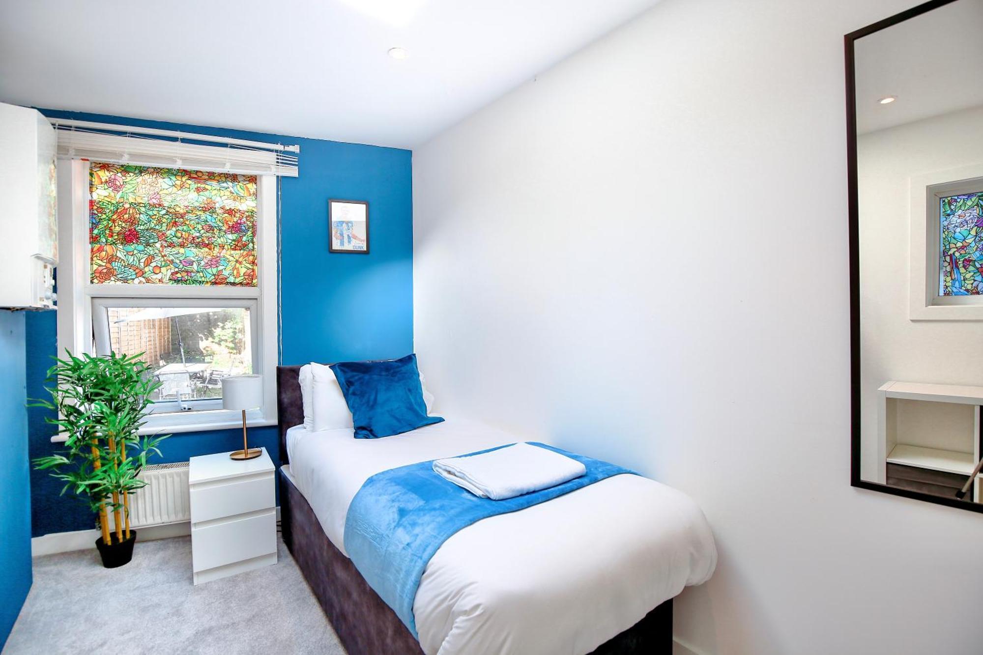 Three Bedroom House By Peacegrove Homes Short Lets & Serviced Accommodation Brighton With Free Wifi & Pet Friendly Eksteriør bilde
